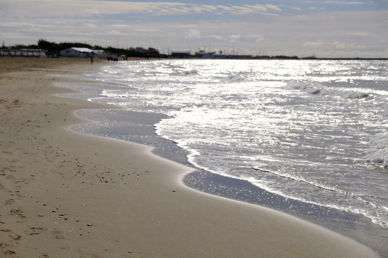Résidence Aquaplage 45m2 front de mer plage Richelieu Agde Exterior foto